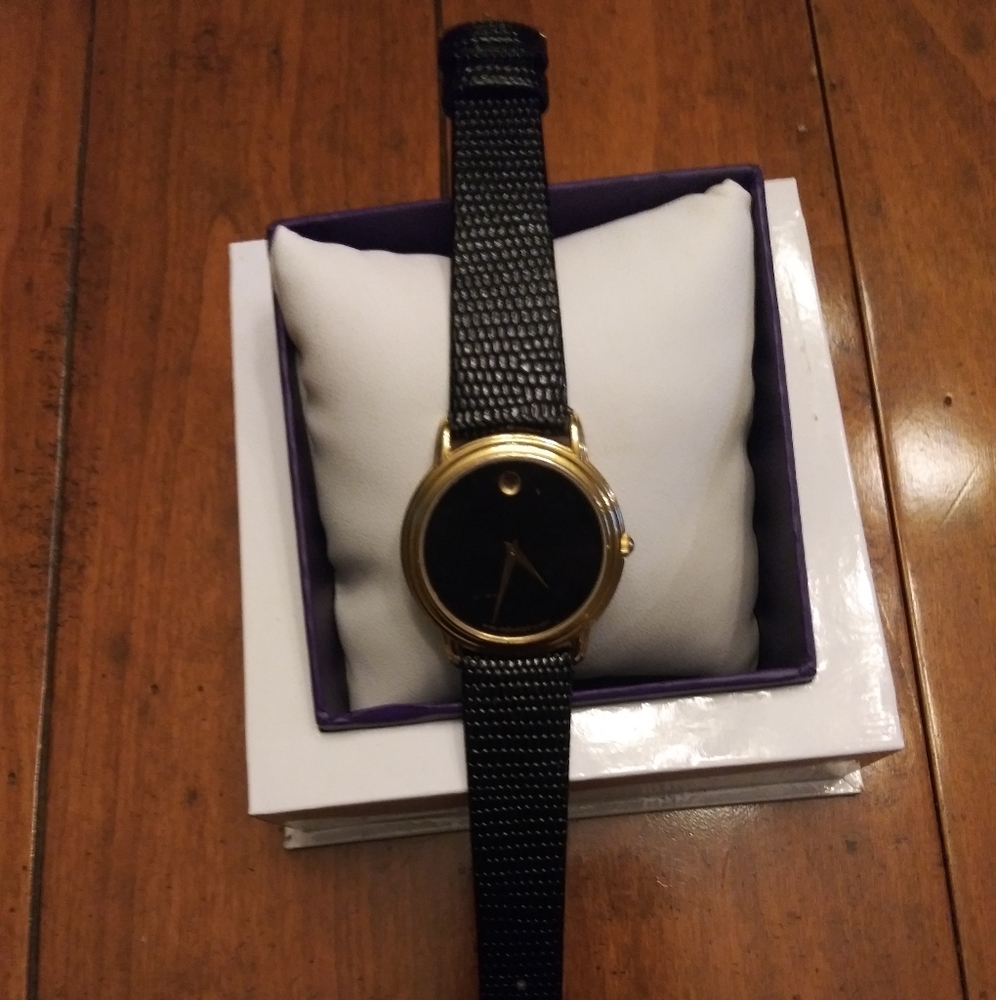 Watch - Picture 2 of 2